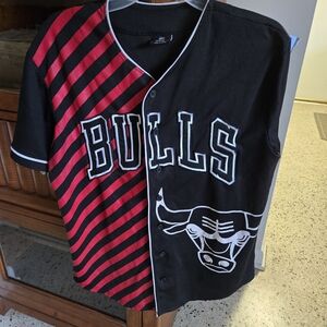 Men's Medium  Black and Red Bulls Shirt